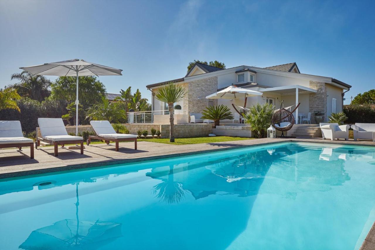 Villa Giame - Heated Pool, Beach At 350M Поццалло Экстерьер фото